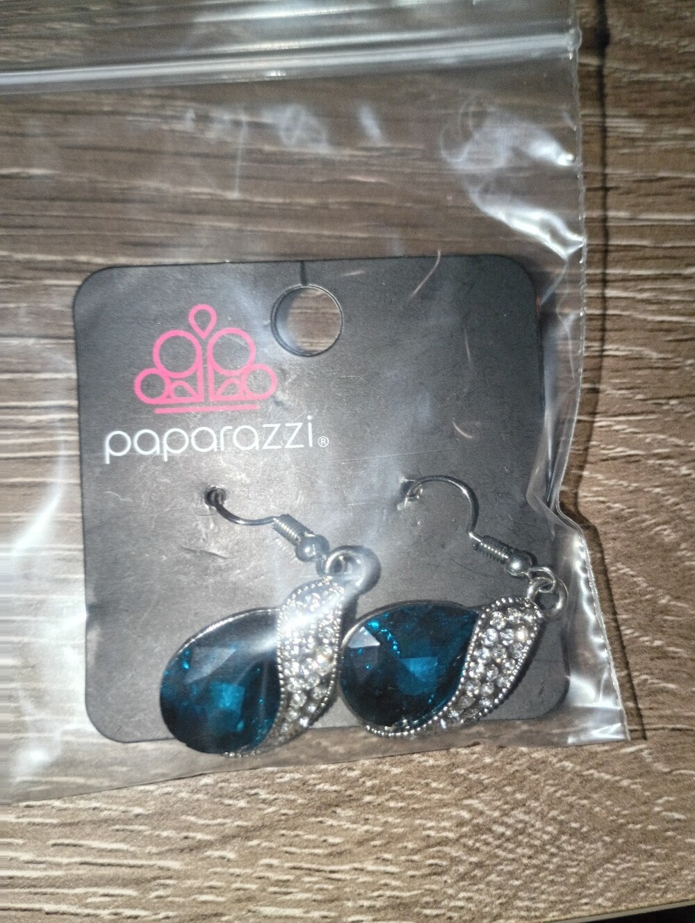 NEW paparazzi Teardrop Navy Blue Crystal Dangle Earrings
